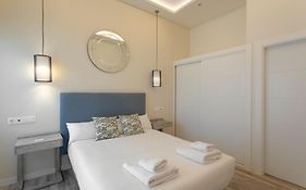 Fresh Velazquez Apartments